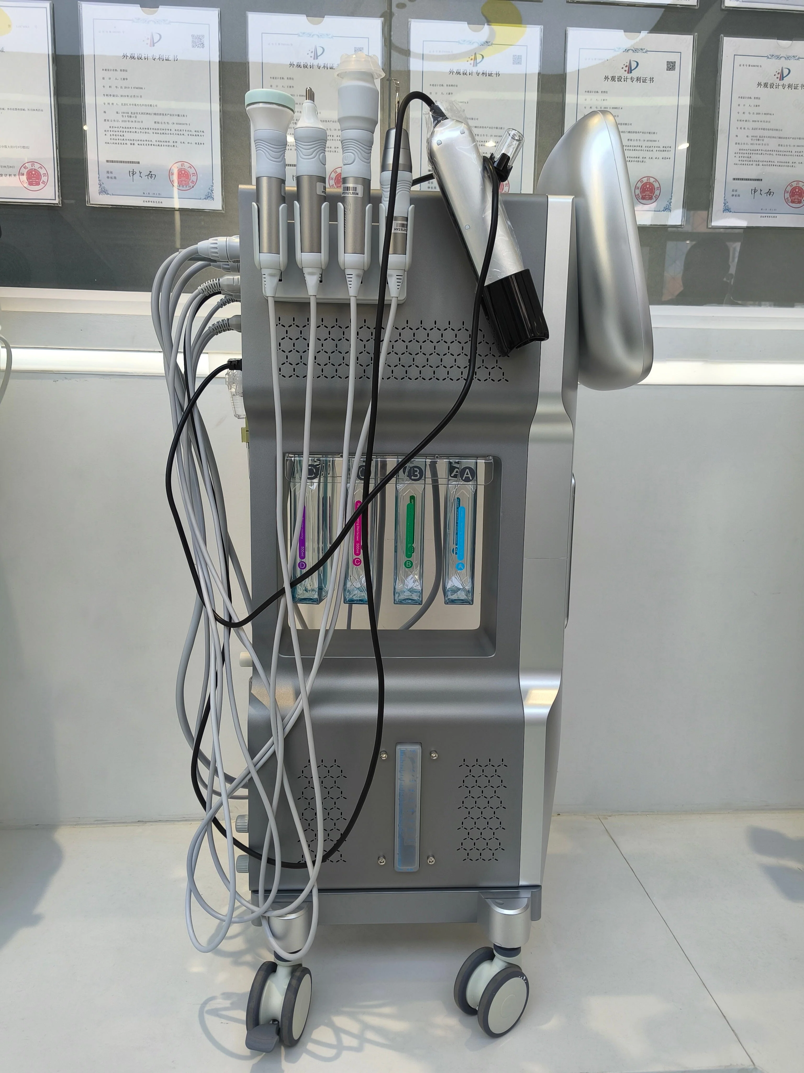 Hydrafacial Machine - Image 11