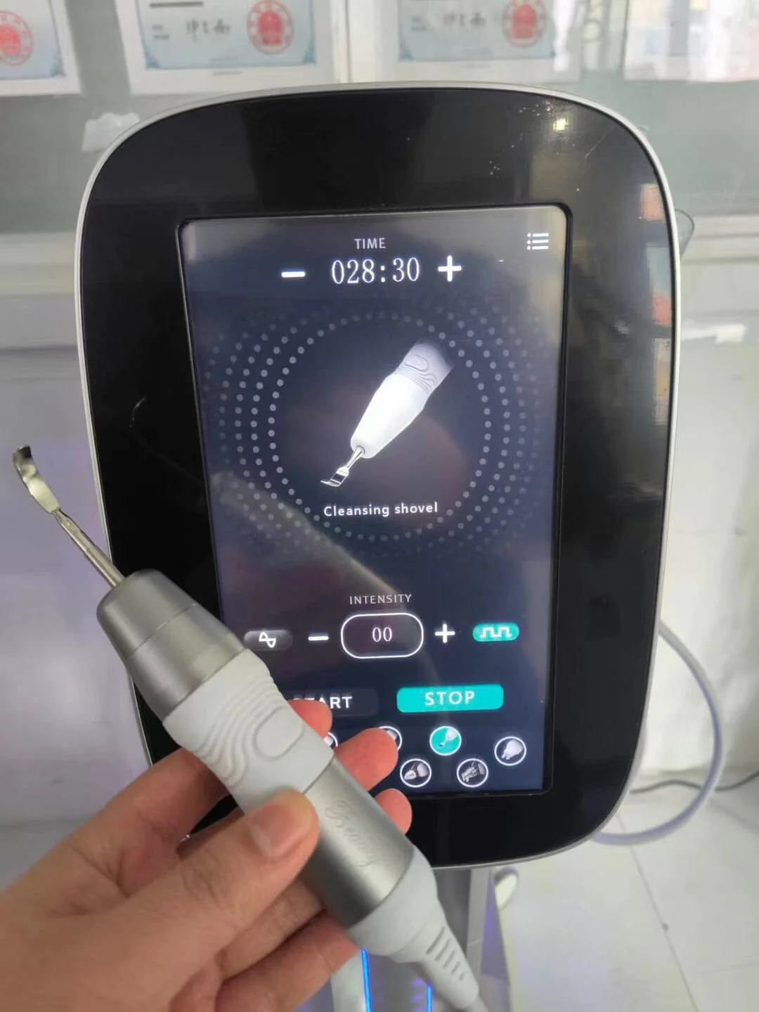 Hydrafacial Machine - Image 9